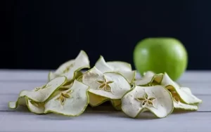 خرید سیب ترش خشک ورقه ای | فروش انواع با قیمت مناسب