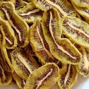 قیمت خرید کیوی خشک بدون پوست + راهنمای استفاده