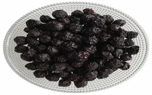 قیمت خرید آلو سیاه ریز + مزایا و معایب