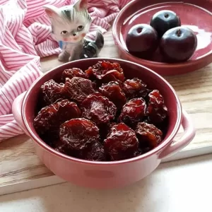 خرید آلو خشک | فروش انواع با قیمت مناسب